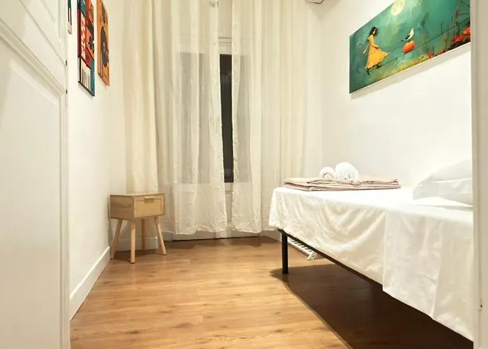 Cozy Flat In * רומא